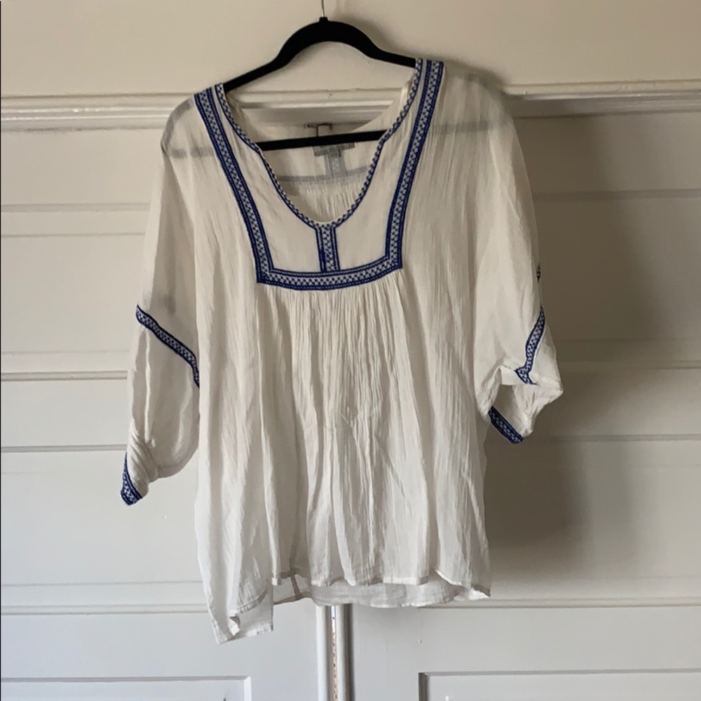 beautiful greek inspired loose fitting top